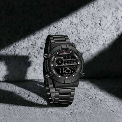 Montre Naviforce Authentique image 3