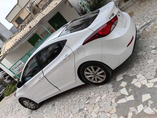 Hyundai Elantra 2016 image 10