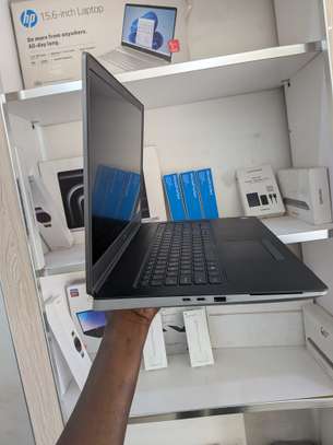 Dell precision 7760 ) i7 11e generation ) 16 ) 256 SSD image 3
