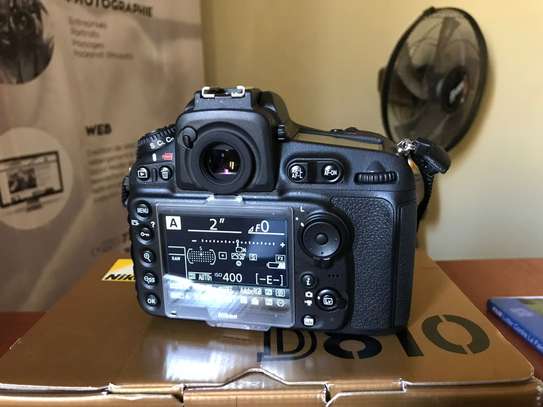 Nikon D810 – Boîtier pro plein format en très bon état image 2