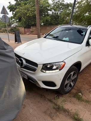 Mercedes GLC 300 année 2017 Full options image 6