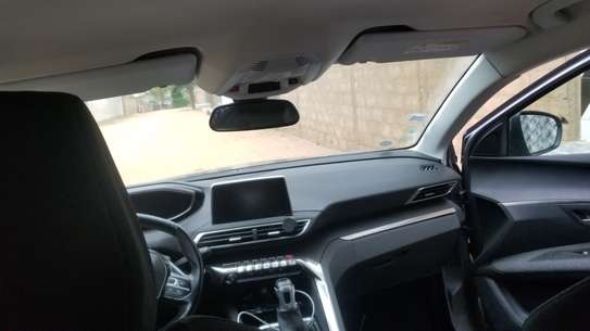 Peugeot 3008 image 3