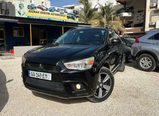 Mitsubishi RVR image 2