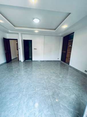 APPARTEMENT F4 STANDING-MAMELLES image 2