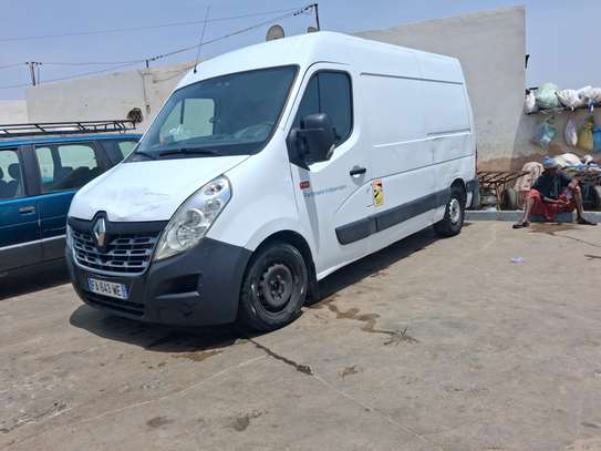 Renault master image 2