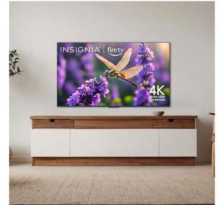 TELEVISEUR 4K UHD FIRE CLASSE F50 DE 65 POUCES image 3