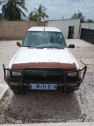 Pick up Toyota Hilux à vendre image 2