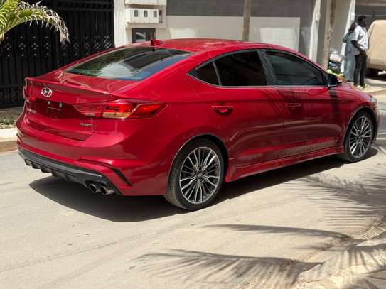 Elantra 2018 image 3