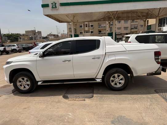 Mitsubishi L200 Gls sportero 2022 Diesel image 6