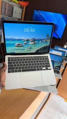 MacBook Pro M1 2020 - SSD 512 - Ram 8Go - 13’p image 3