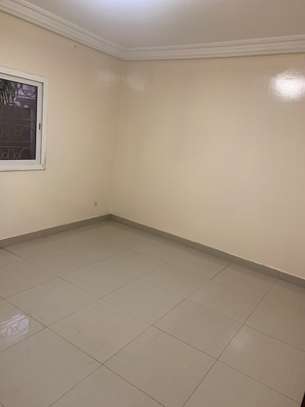 Location appartement F4 Sacré Cœur 1 image 3