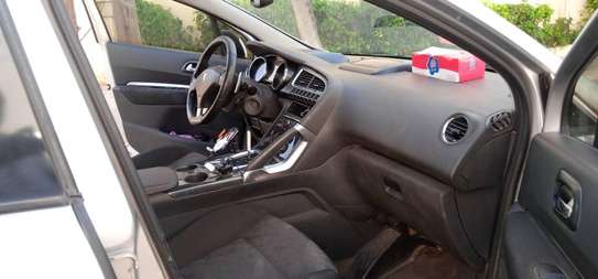 Voiture Peugeot 3008 image 6