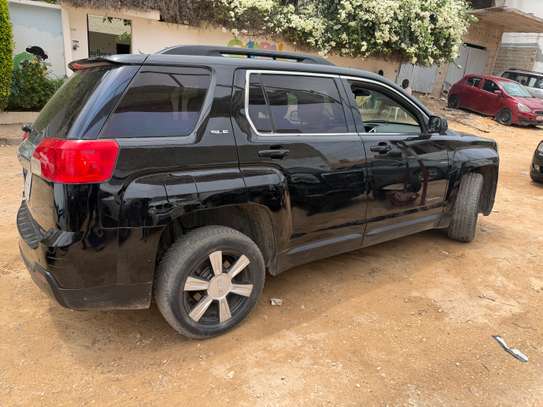 GMC TERRAIN image 2