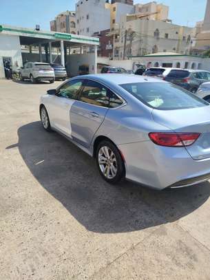 Chrysler c200 2015 Venant déjà dédouanée image 3