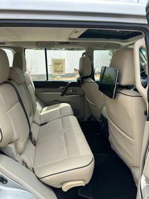 Mitsubishi Pajero 2018 image 4