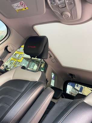 Citroen C4 Picasso 2017 image 13