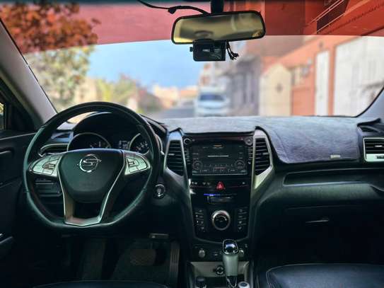 TIVOLI SSANGYONG 2017 image 4