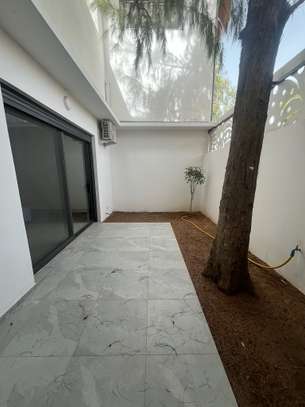 Appartement F3 neuf meublé à louer Ngaparou Drève des Belges image 11