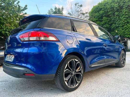Renault Clio 4 DIESEL image 4