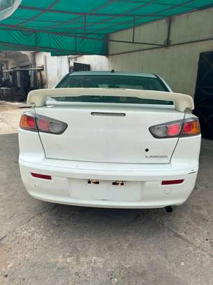 Mitsubishi  Lancer  *2016* image 2
