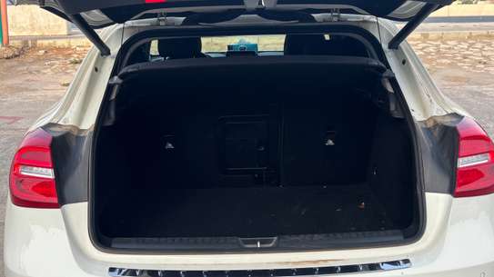 MERCEDES GLA200 image 14