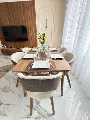 MAGNIFIQUE APPARTEMENT F3 MEUBLÉ À LOUER À MERMOZ image 4