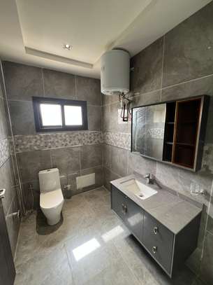 Résidence California – Immeuble R+5 (Aux Almadies) image 2