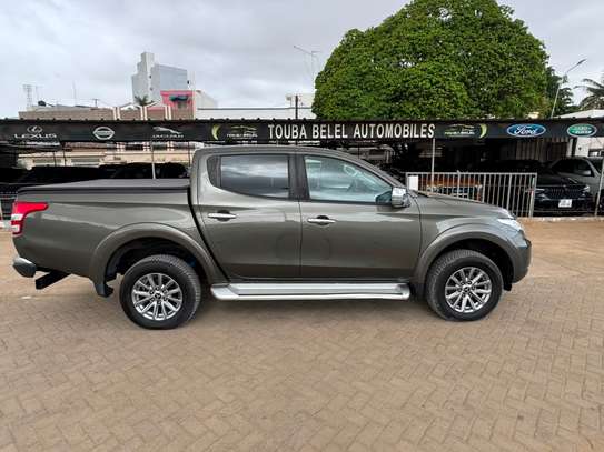 MITSUBISHI L200 2017 image 5