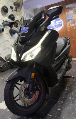 Honda, Forza 125 année 2025 image 8