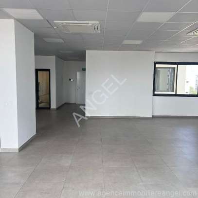 Ref_7096_PL Location de plateaux de bureaux à Mermoz – image 6