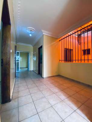 Appartement spacieux à Ouakam image 8