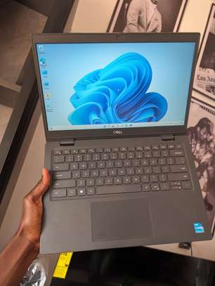 Dell i3 11th gen /256gb / 8gb ram image 4