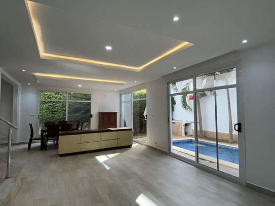 Maison à vendre a la vdn derrière eslusive image 4