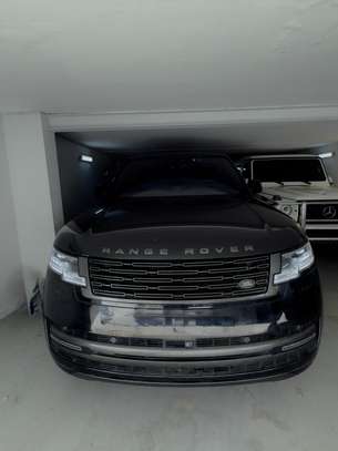 Range Rover P400 2023 (Prix légèrement négociable) image 2