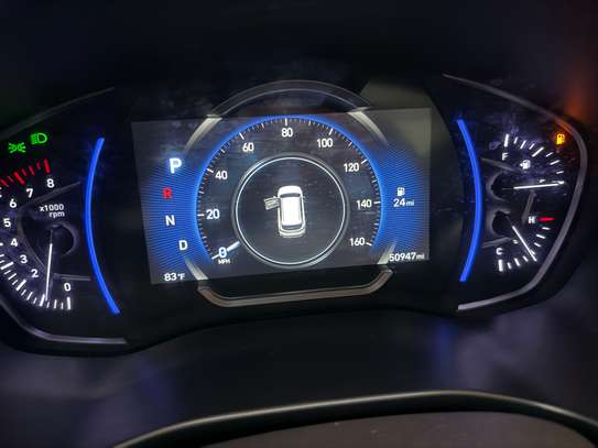 Hyundai Santefe image 14