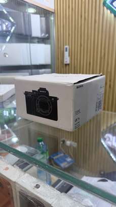 Sony Alpha V avec Boitier Sigma 24-70mm f2.8 image 5