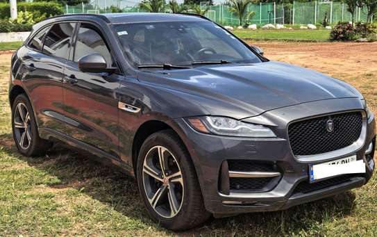 VENDS JAGUAR F-PACE V6 image 8
