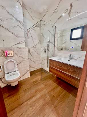 Appartement F4 + dépendance neuf à louer à Mermoz image 9