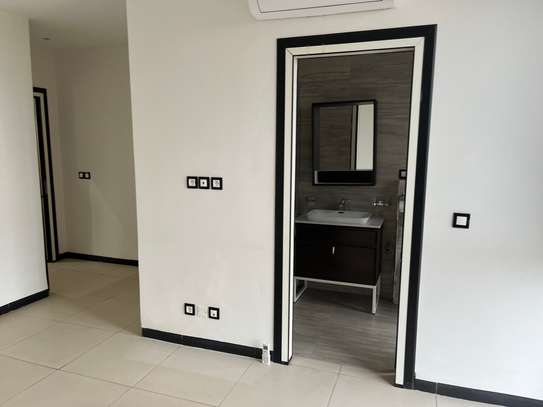 Appartement à louer almadies image 8