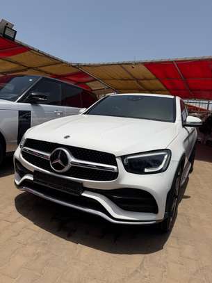 Mercedes-Benz GLC 300 image 4