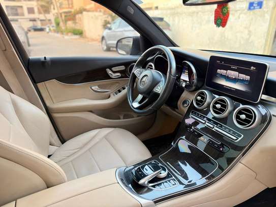 MERCEDES GLC300 Année : 2018 image 7