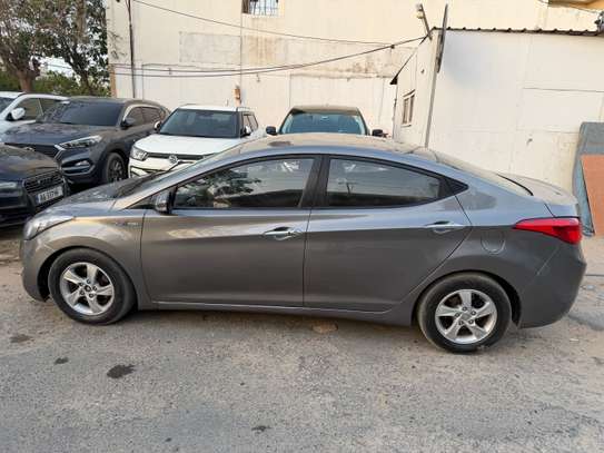 Hyundai Avante 2013 image 7