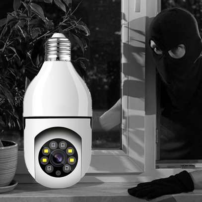 Caméra De Surveillance wifi format Ampoule rotative image 4
