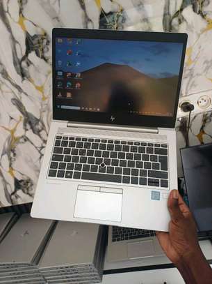 Hp Elitebook 830 G6 core i3 image 5