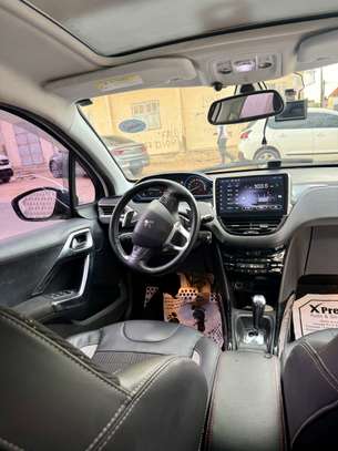 PEUGEOT 2008 année 2017 image 3