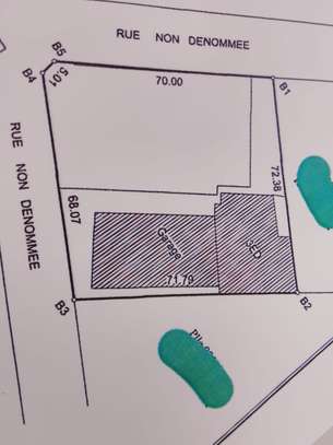 Terrain 2400m2 pour partenariat aux Almadies image 2