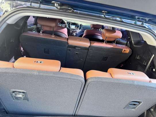 HYNDAI SANTA FE Année 2018  Diesel Moteur 2.0 image 9