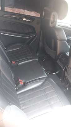 Mercedes GL450 4matic image 3