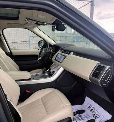 Range  sport image 6