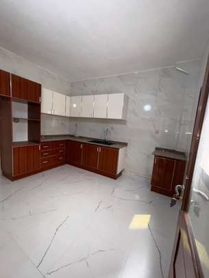 APPARTEMENT image 6